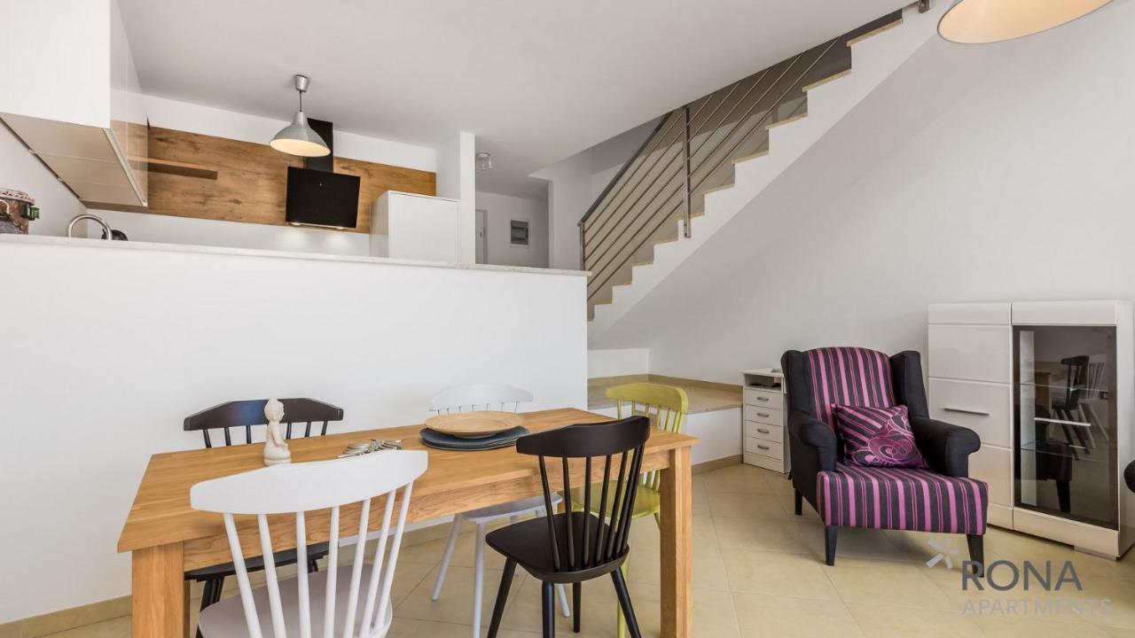 Rona Apartment Denis Umag Exteriör bild
